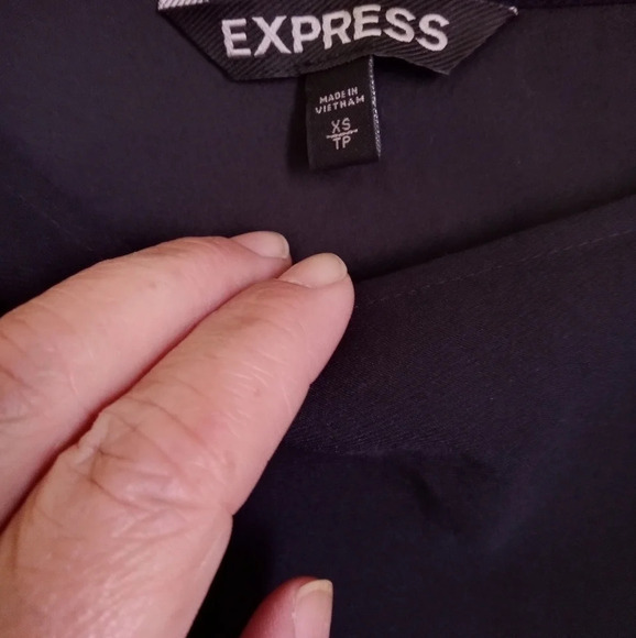 Express black long sleeve cold shoulder top women's size XSmall - Picture 4 of 6